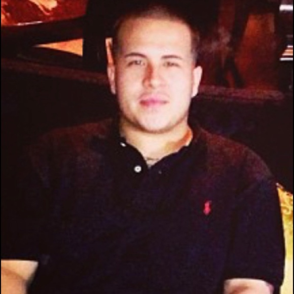 Meet your Posher, Efrain